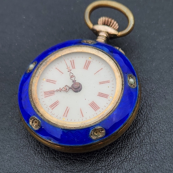 Antique Swiss Enamel Brooch Watch - Picture 3 of 7